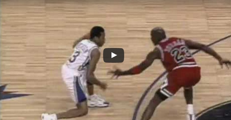 Il y a 20 ans, le cross légendaire d’Allen Iverson sur Michael Jordan