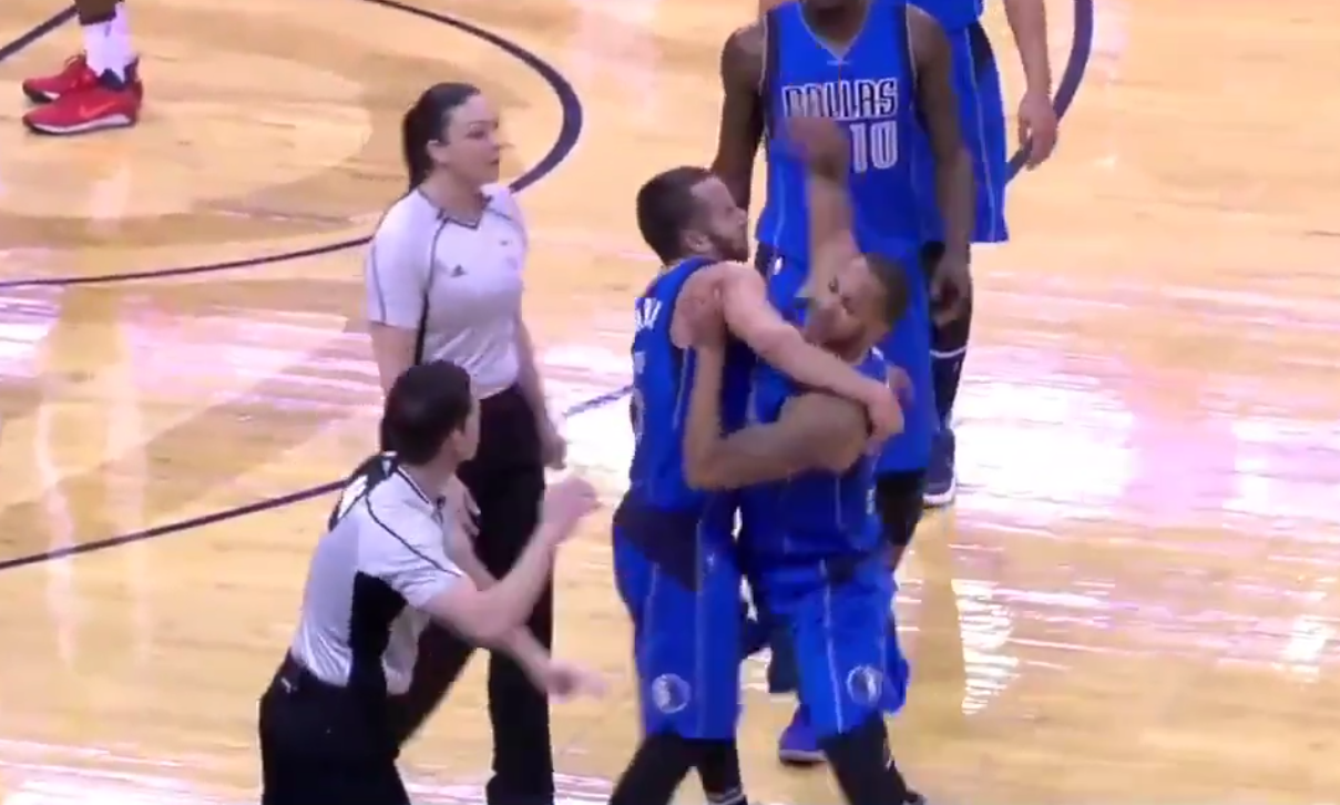 Devin Harris pète un plomb (à juste titre) contre les arbitres