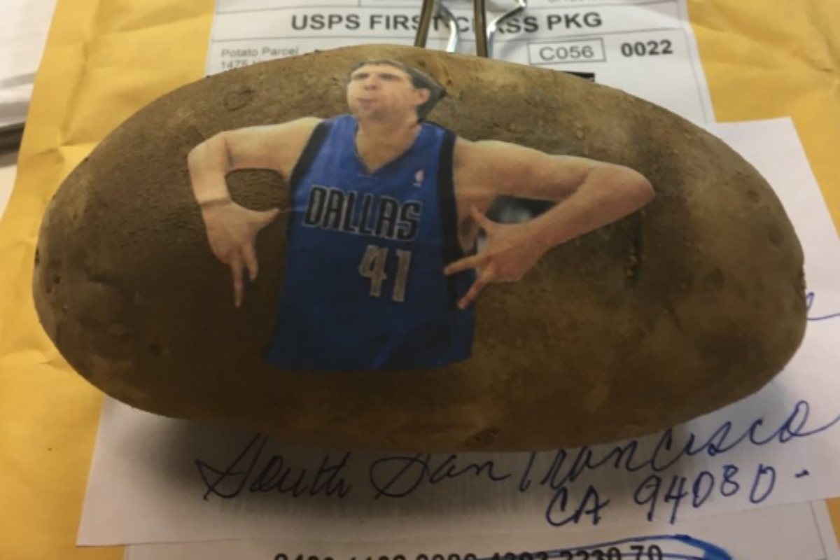 Dirk Nowitzki a reçu le cadeau le plus chelou qui soit