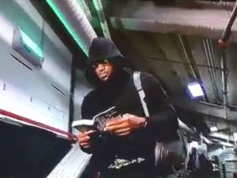 LeBron James lit « Le Parrain » avant les matches