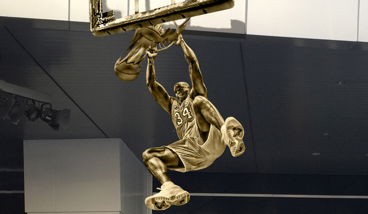 Un Shaquille O’Neal dunkeur érigé en statue devant le Staples Center !