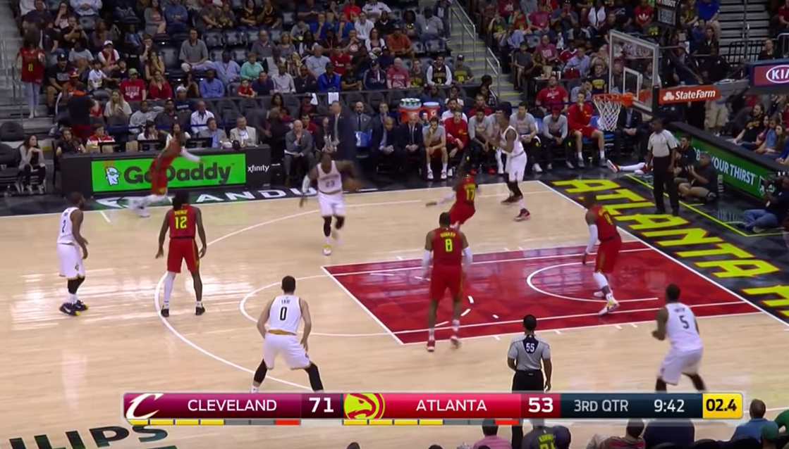 La passe magique de LeBron à J.R Smith