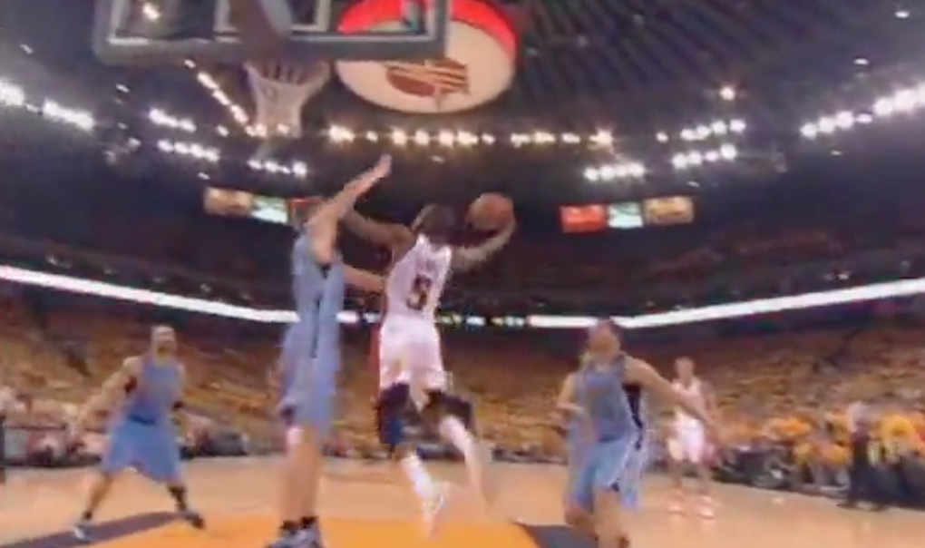 10 years ago : Le poster légendaire de Baron Davis sur Andreï Kirilenko