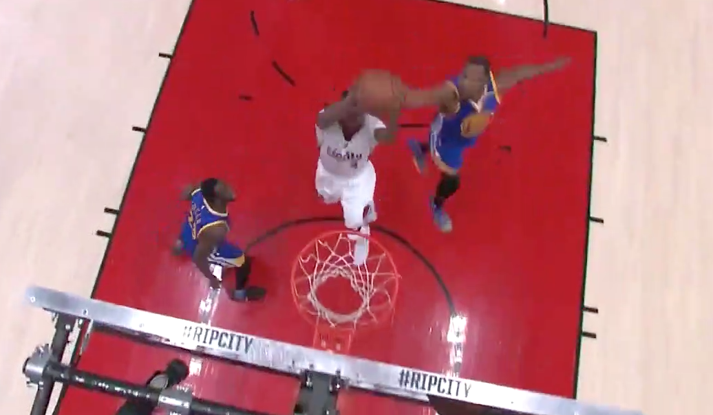 Block : Kevin Durant fait une LeBron sur Mo Harkless