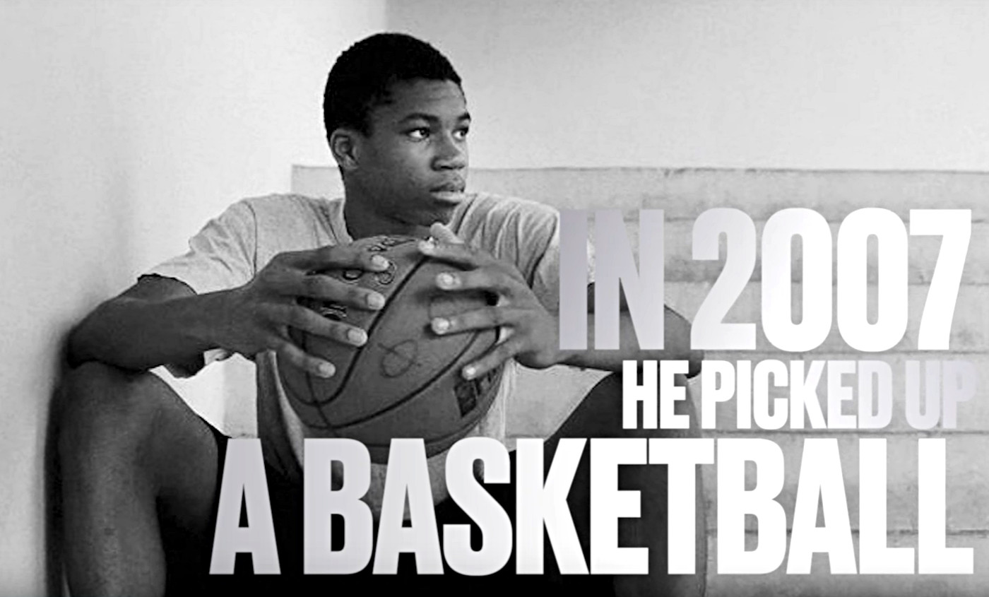 Magnifique ! Nike raconte le parcours de Giannis en 1 minute