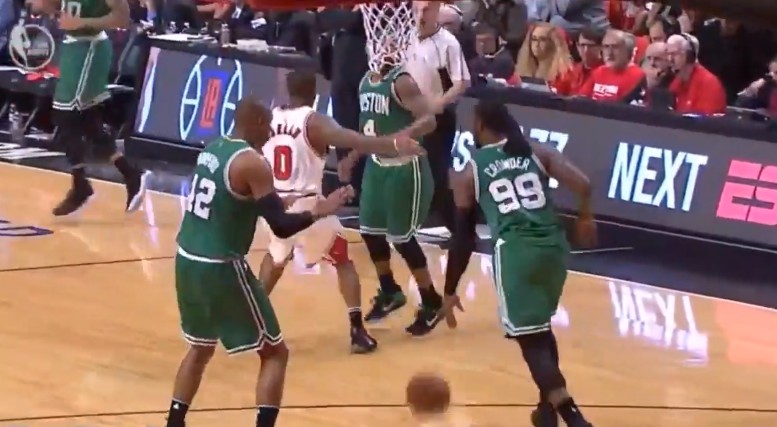 Fail : Jae Crowder s’emmêle complètement les pinceaux…