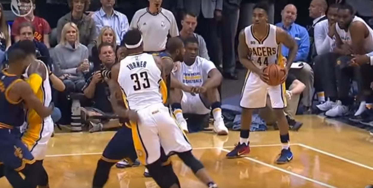 Shaqtin’A Fool : Quand JR Smith et Myles Turner floppent… en même temps !