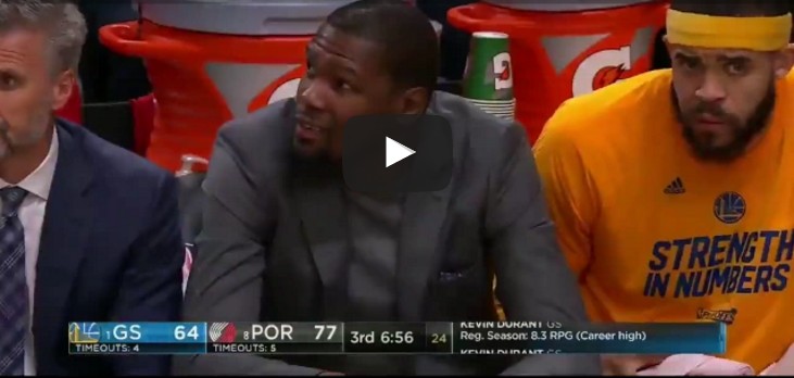 Replay : La moue de Kevin Durant après l’énorme shoot de CJ McCollum