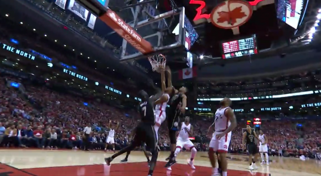 Mettre le Greek Freak et Thon Maker sur un poster, c’est possible !