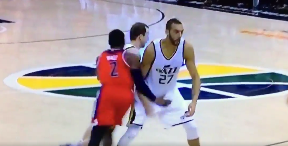 John Wall tape dans les bijoux de famille de Rudy Gobert !