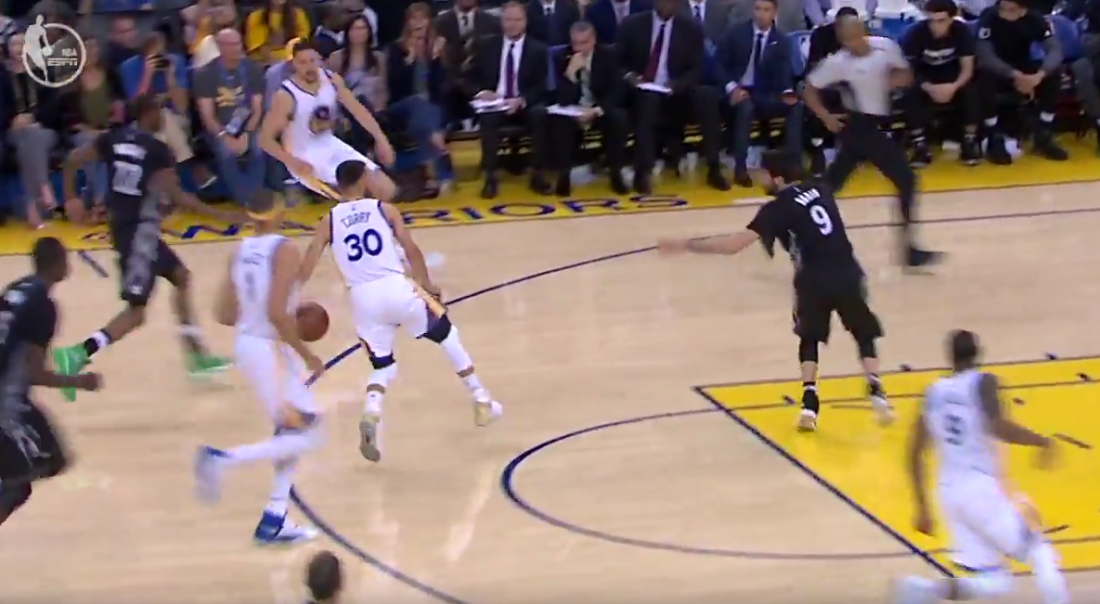 Top 10 : Stephen Curry en mode showtime !