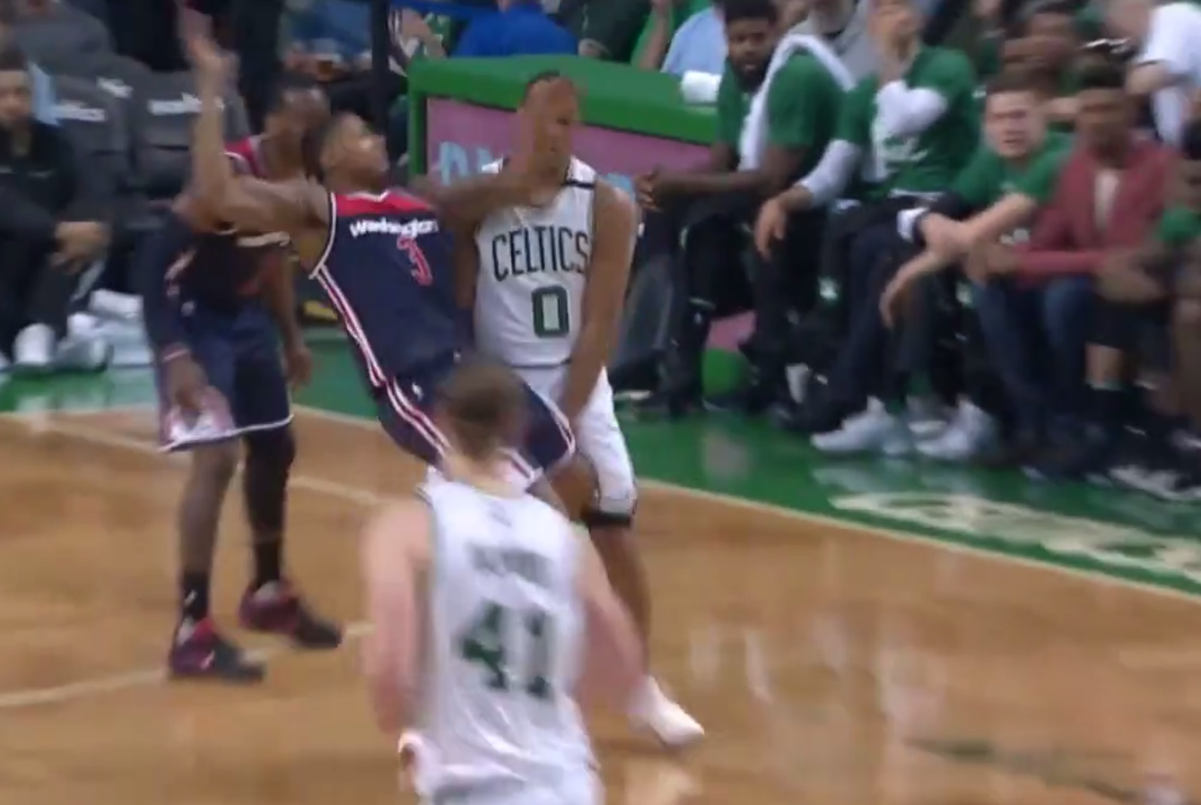 Bradley Beal ne s’arrête plus de flopper !