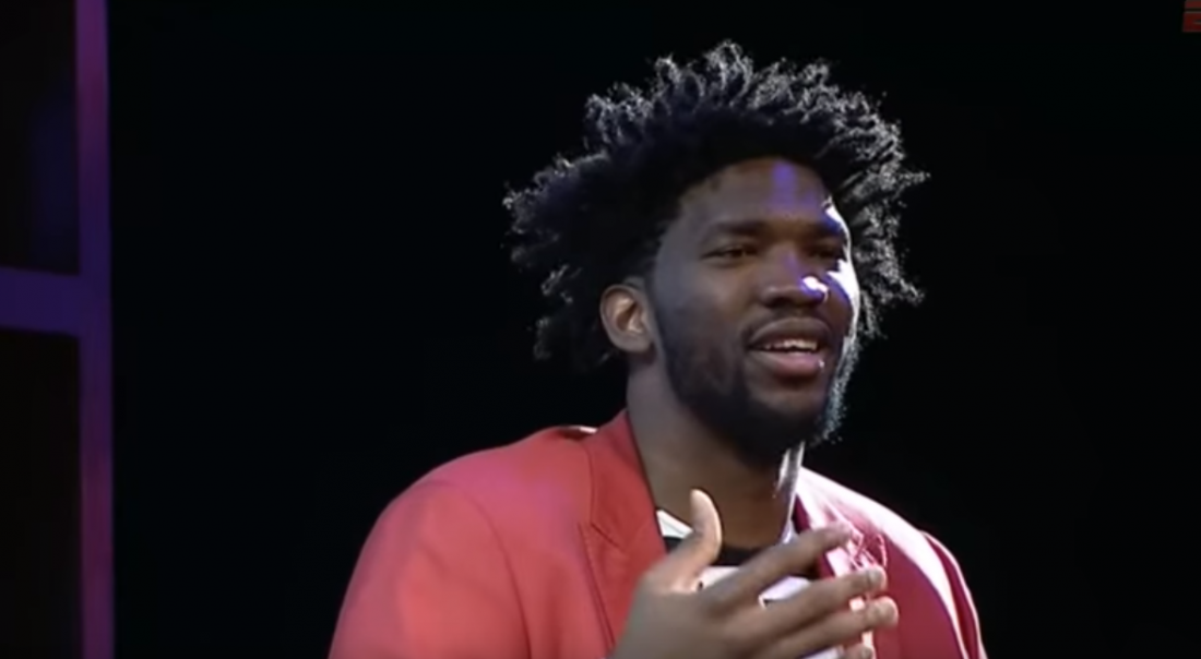 Joel Embiid explique pourquoi Rihanna doit sortir avec lui
