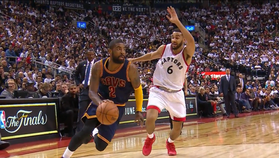 LeBron, Kyrie et les Cavs passent le balai à Toronto