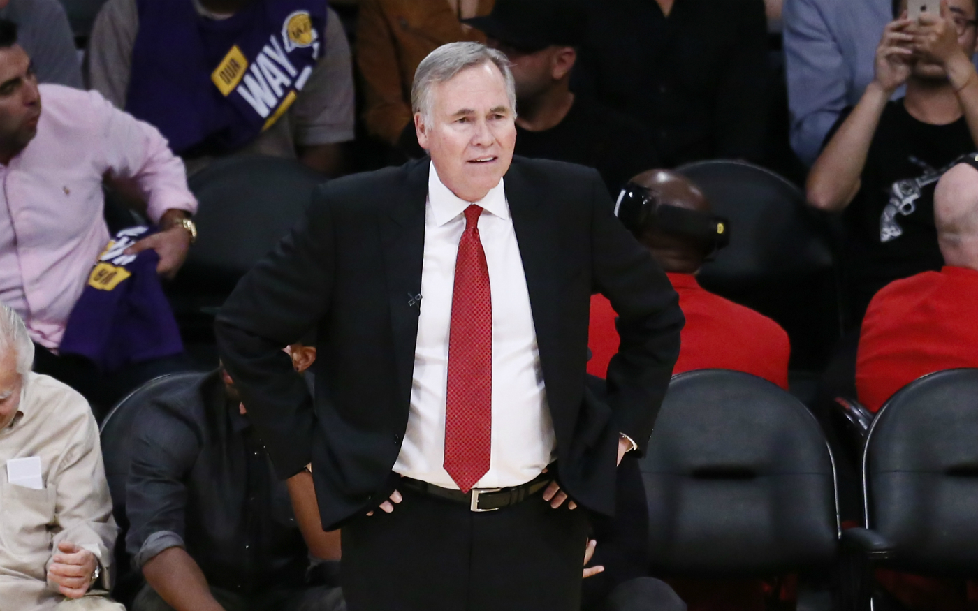 On sait enfin pourquoi Mike D’Antoni s’est rasé la moustache