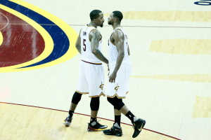 Quel cinq majeur des Cavaliers pour dominer Toronto ?