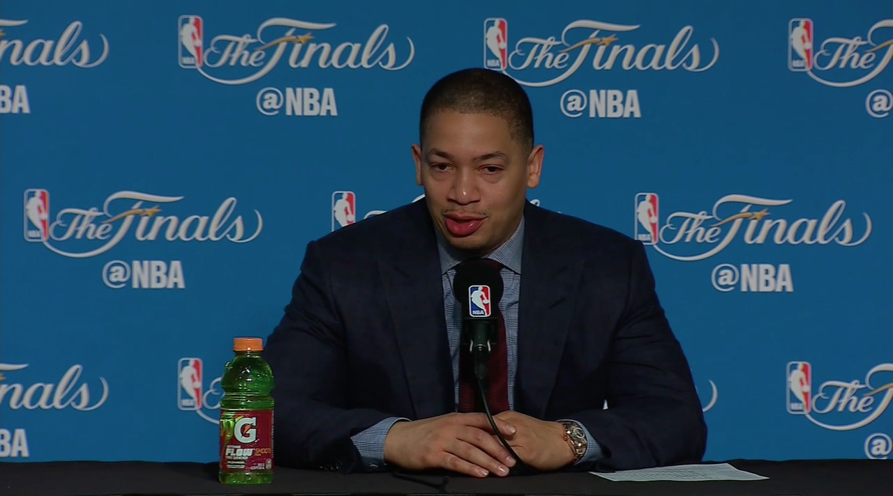 Tyronn Lue ne voit pas un grand écart entre Cleveland et Golden State