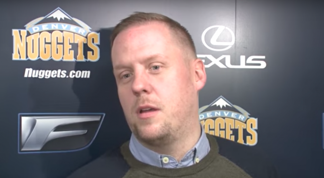 Les Nuggets prolongent logiquement Tim Connelly