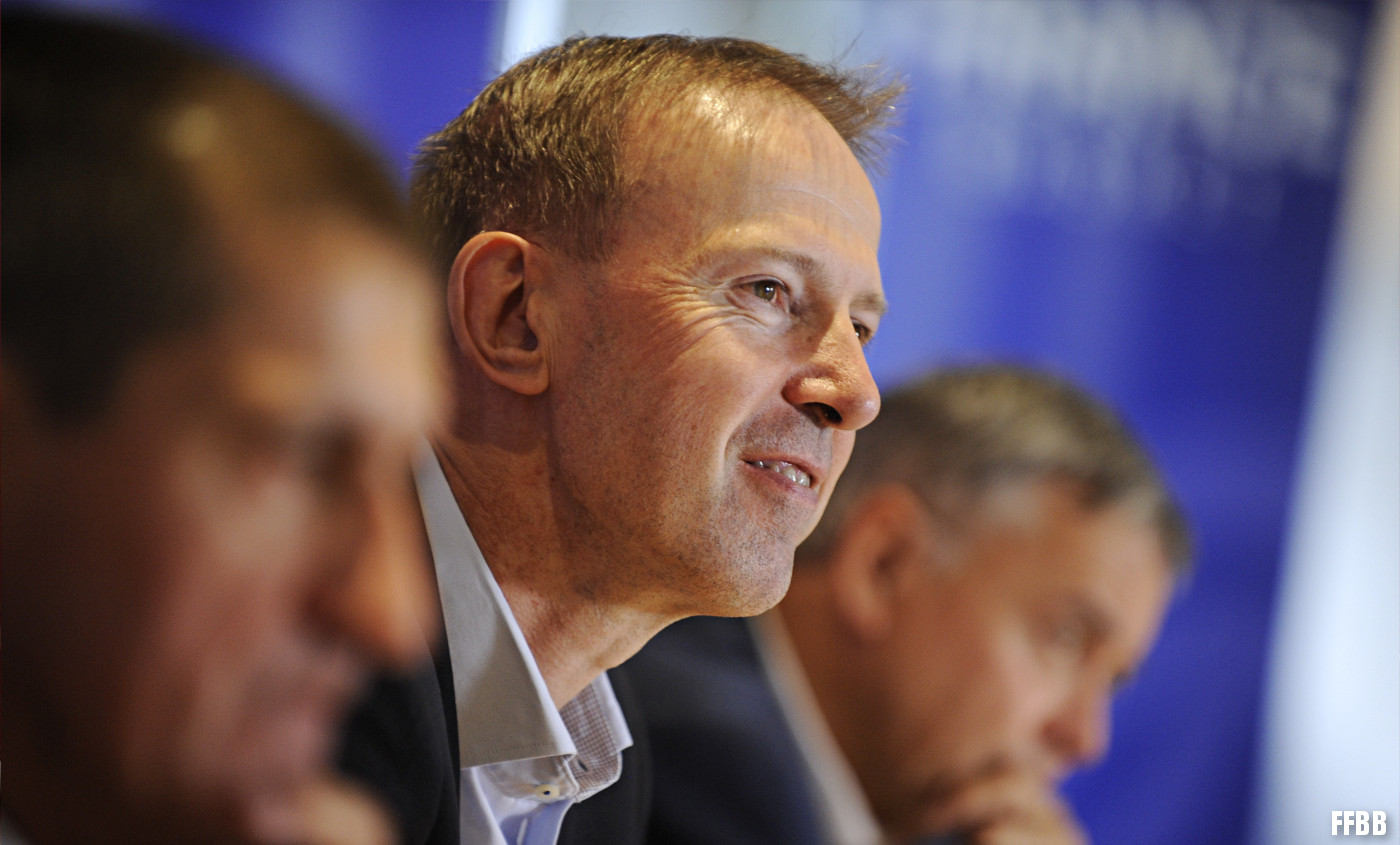 Vincent Collet : « De sérieux maux de têtes dans les jours à venir »