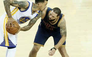 A la rue, Deron Williams est un sacré flop pour les Cavs