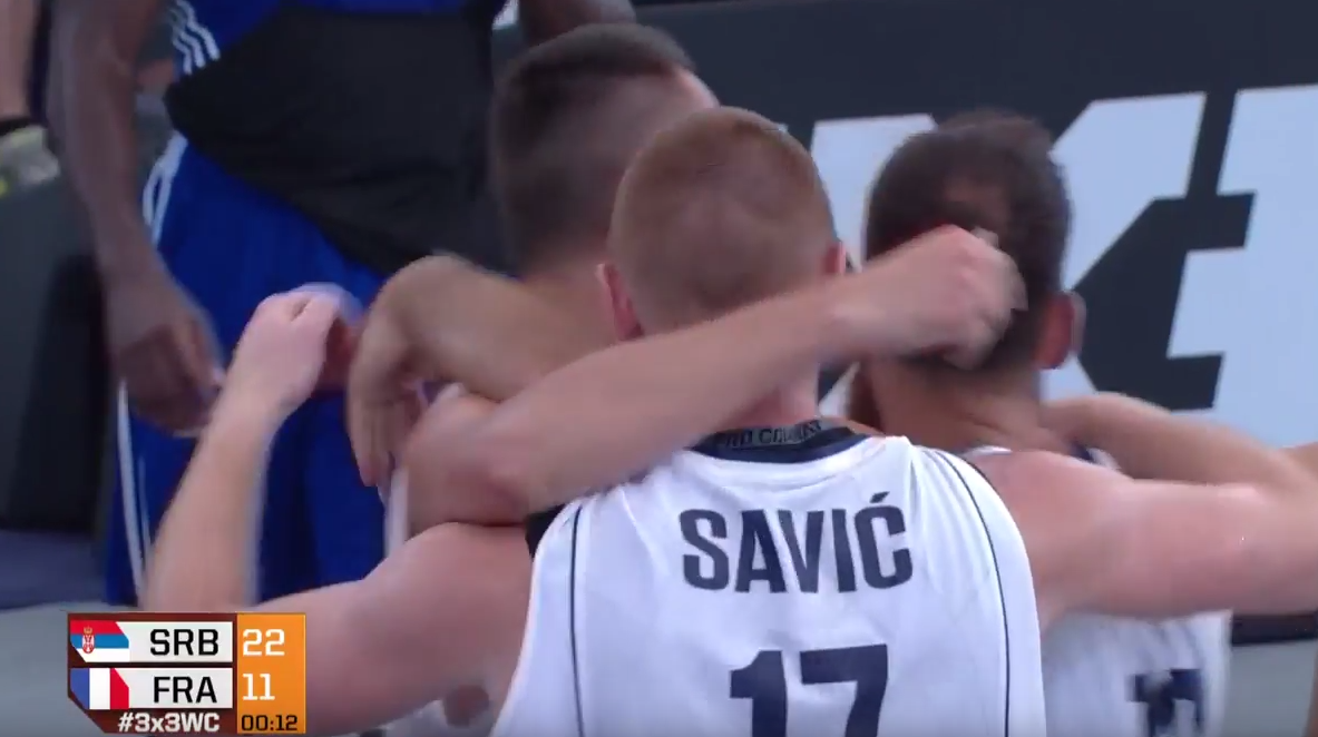 Mondial 3×3 : Les Bleus impuissants contre la Serbie