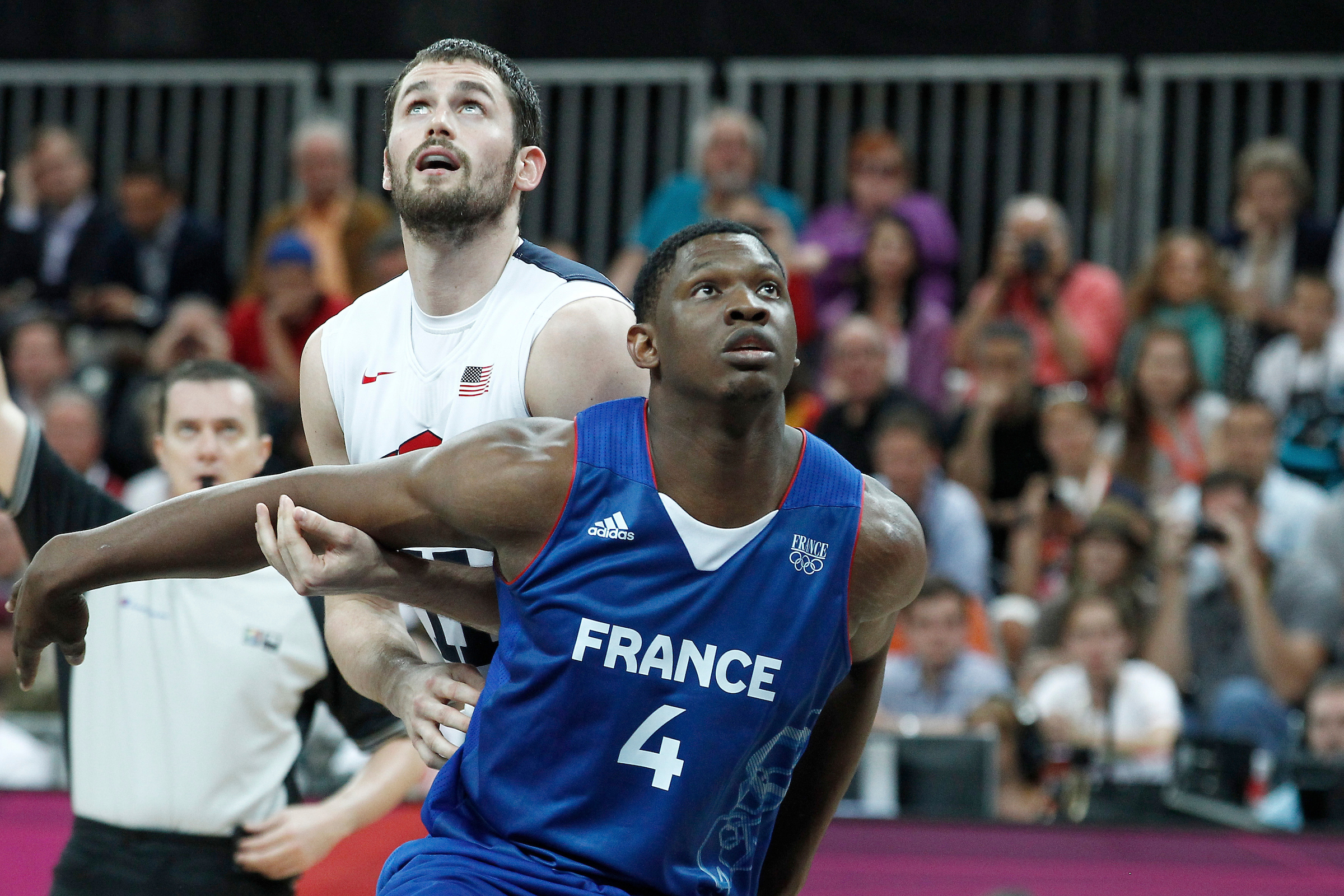 Kevin Séraphin bloqué par un problème d’assurance ?