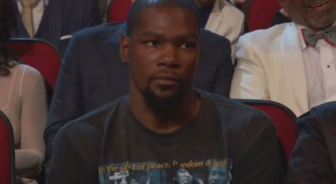 Ironie : Durant affirmait que les critiques ne le touchaient pas