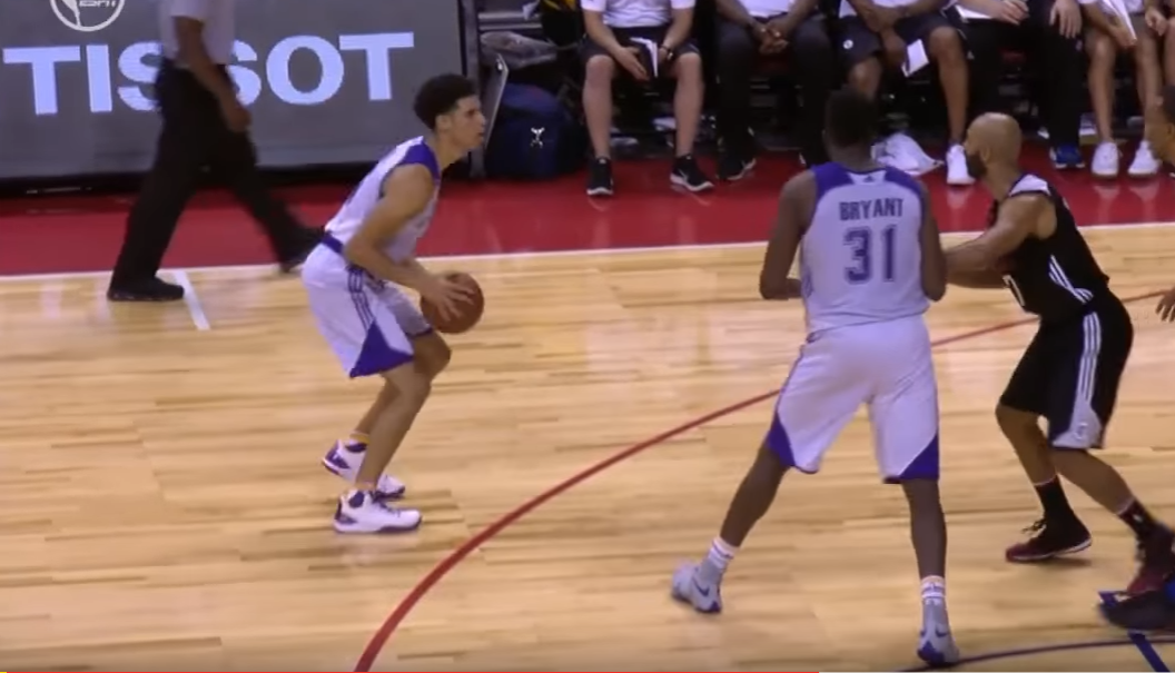 Lonzo Ball se troue pour ses débuts avec les Lakers