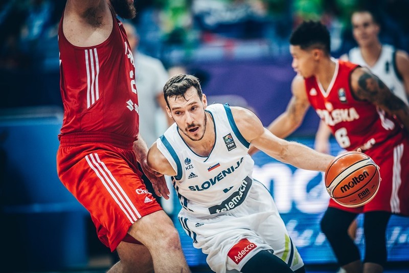 La Slovénie d’un énorme Goran Dragic bat la Pologne 90-81