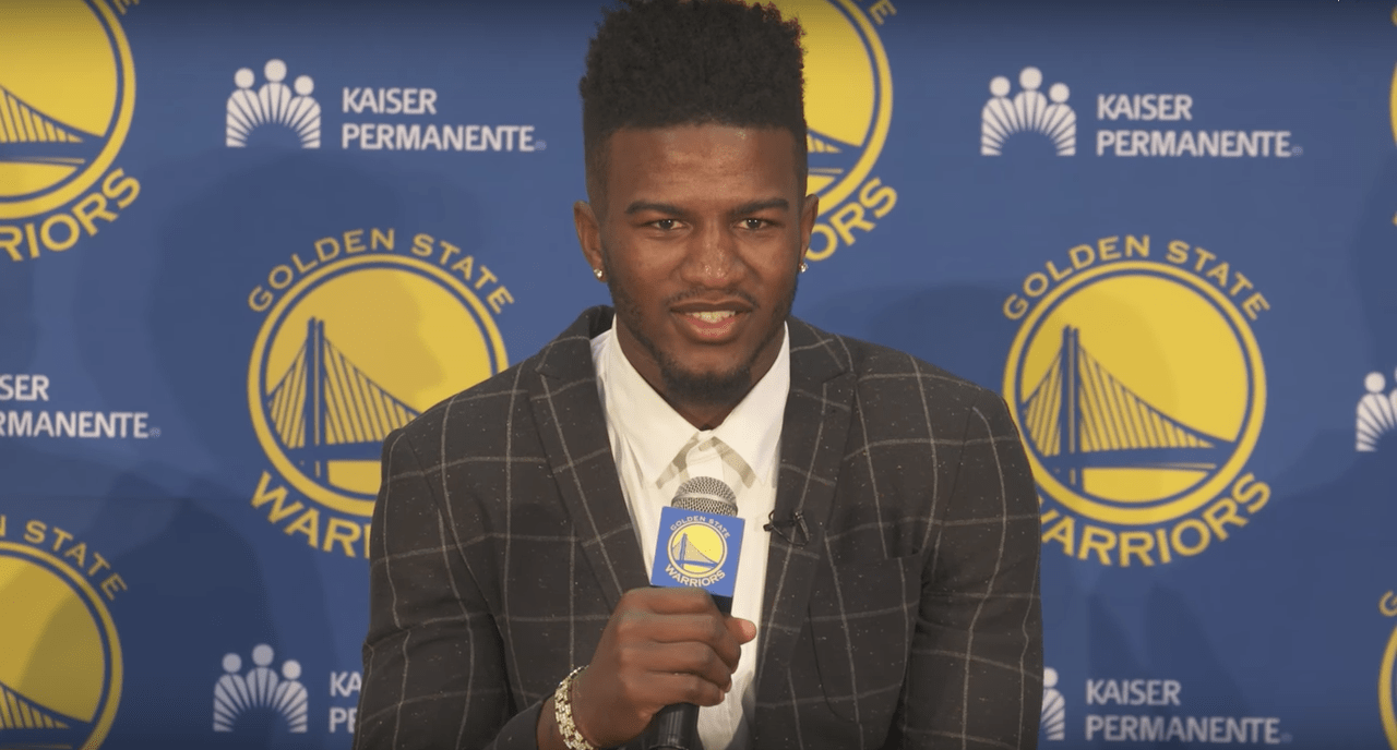 Draymond Green a pris sous son aile le rookie Jordan Bell