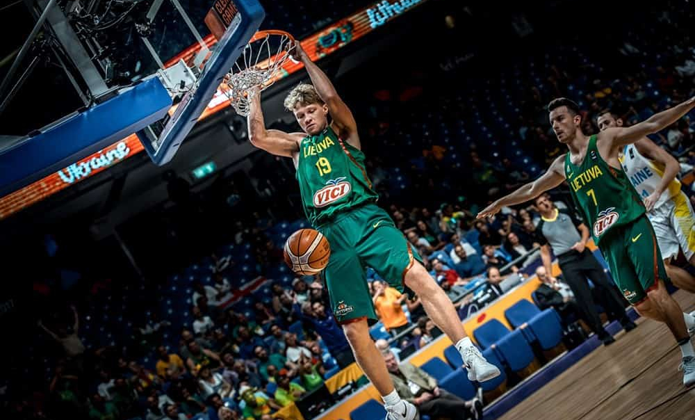 La Lituanie atomise l’Ukraine et prend la tête du groupe B