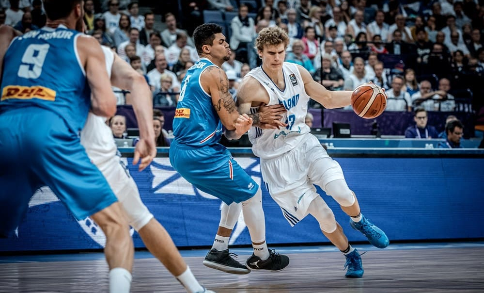 Dans un match sans enjeu, la Finlande écarte difficilement l’Islande