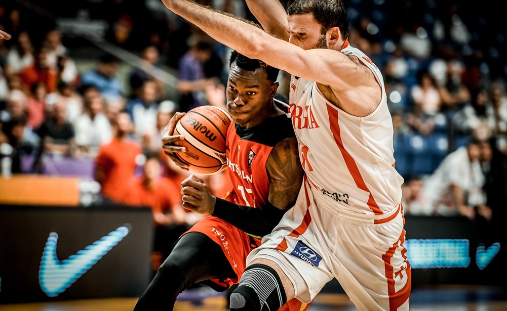 Non sans combattre, l’Allemagne domine la Géorgie