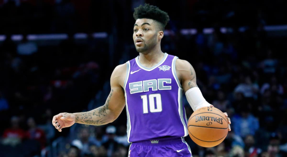 Frank Mason rebondit aux Bucks