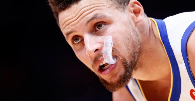 Stephen Curry absent pour au moins 3 semaines
