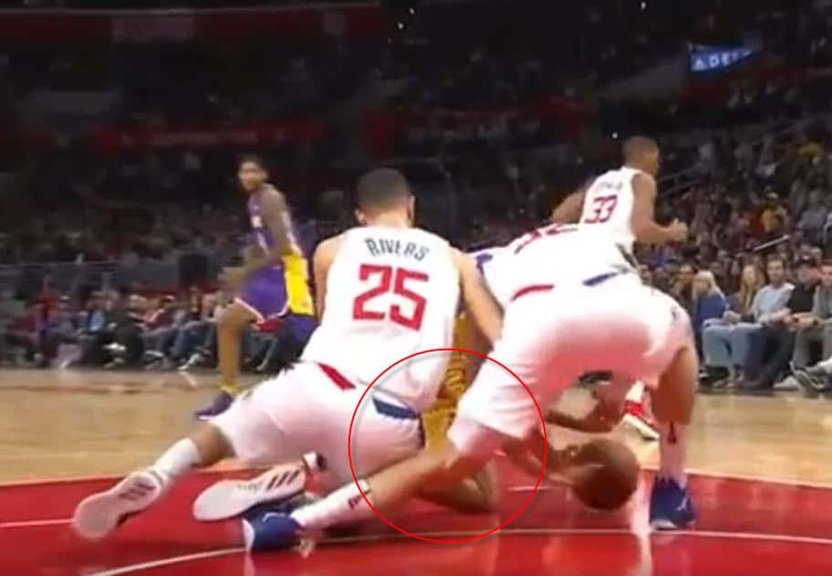 Tuile : Blake Griffin gravement blessé au genou par… Austin Rivers ?