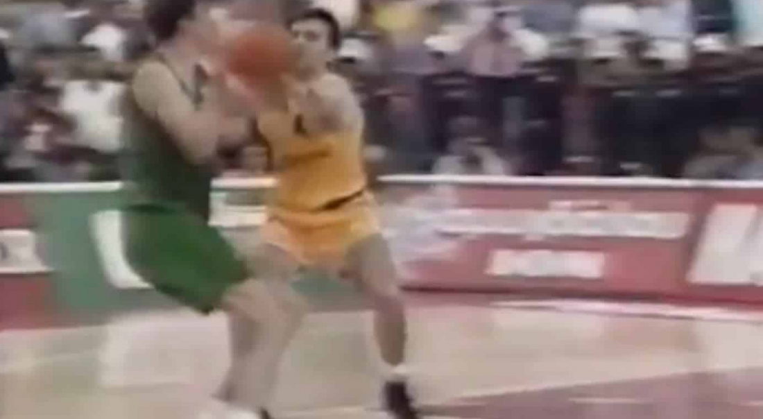 Fred Forte, son interception culte sur Kukoc en 93