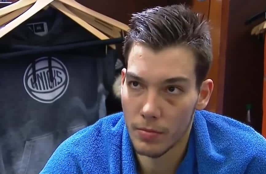 Les Knicks envoient Willy Hernangomez à Charlotte