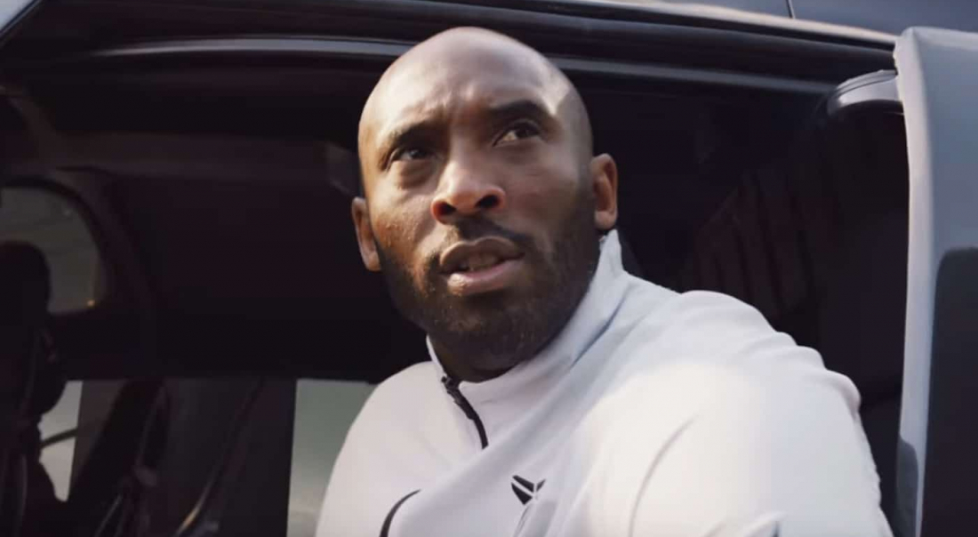 Kobe Bryant, Edinson Cavani et Giannis cavalent dans la dernière pub Nike