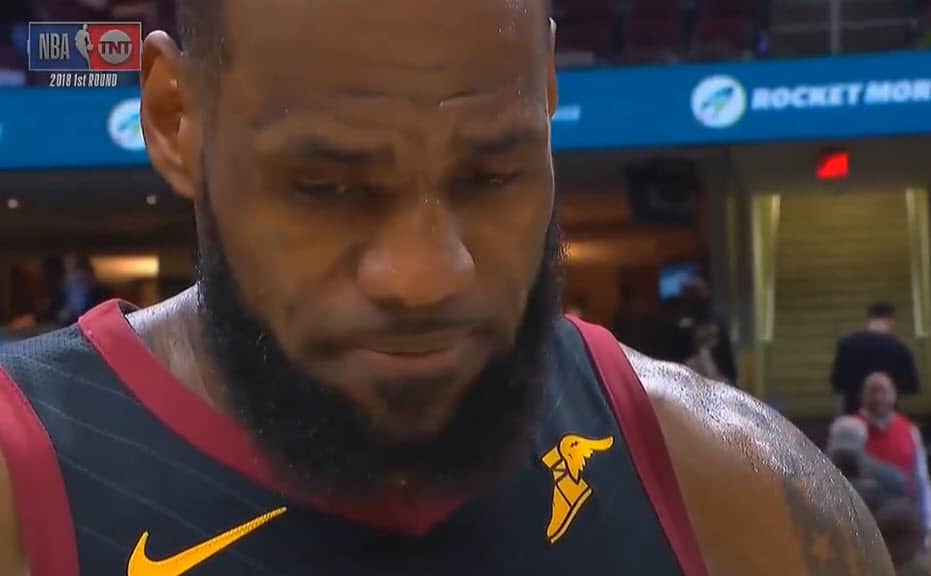 LeBron James très touché par la mort d’Erin Popovich