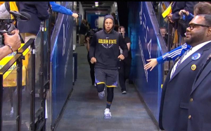 CQFR : Curry fait déjà mal, LeBron enfin aidé