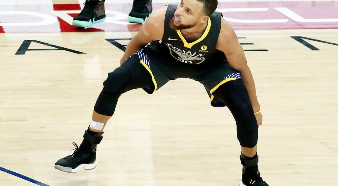 Stephen Curry, le trois-points historique qui fait tomber le record de Ray Allen