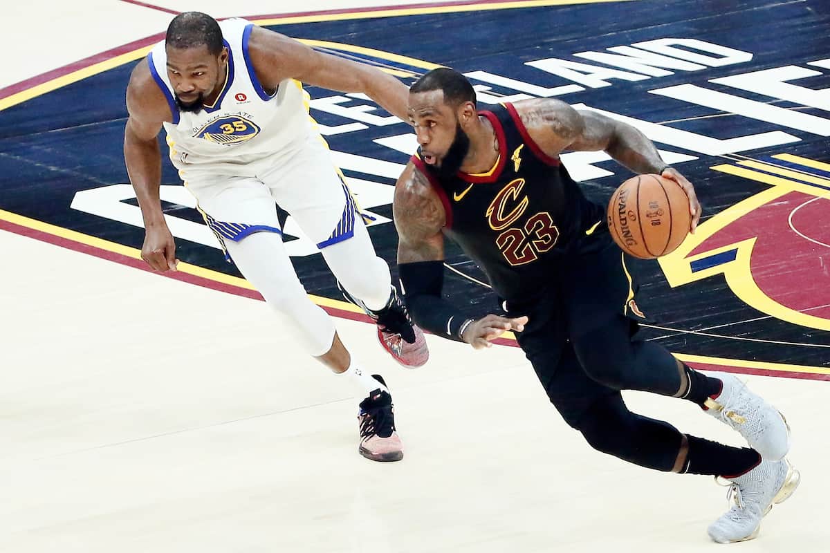 30 points en Playoffs : LeBron James a dépassé Michael Jordan