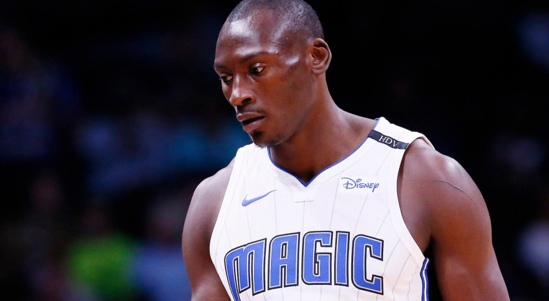 Bismack Biyombo aux Hornets, Timofey Mozgov au Magic dans un deal à 3