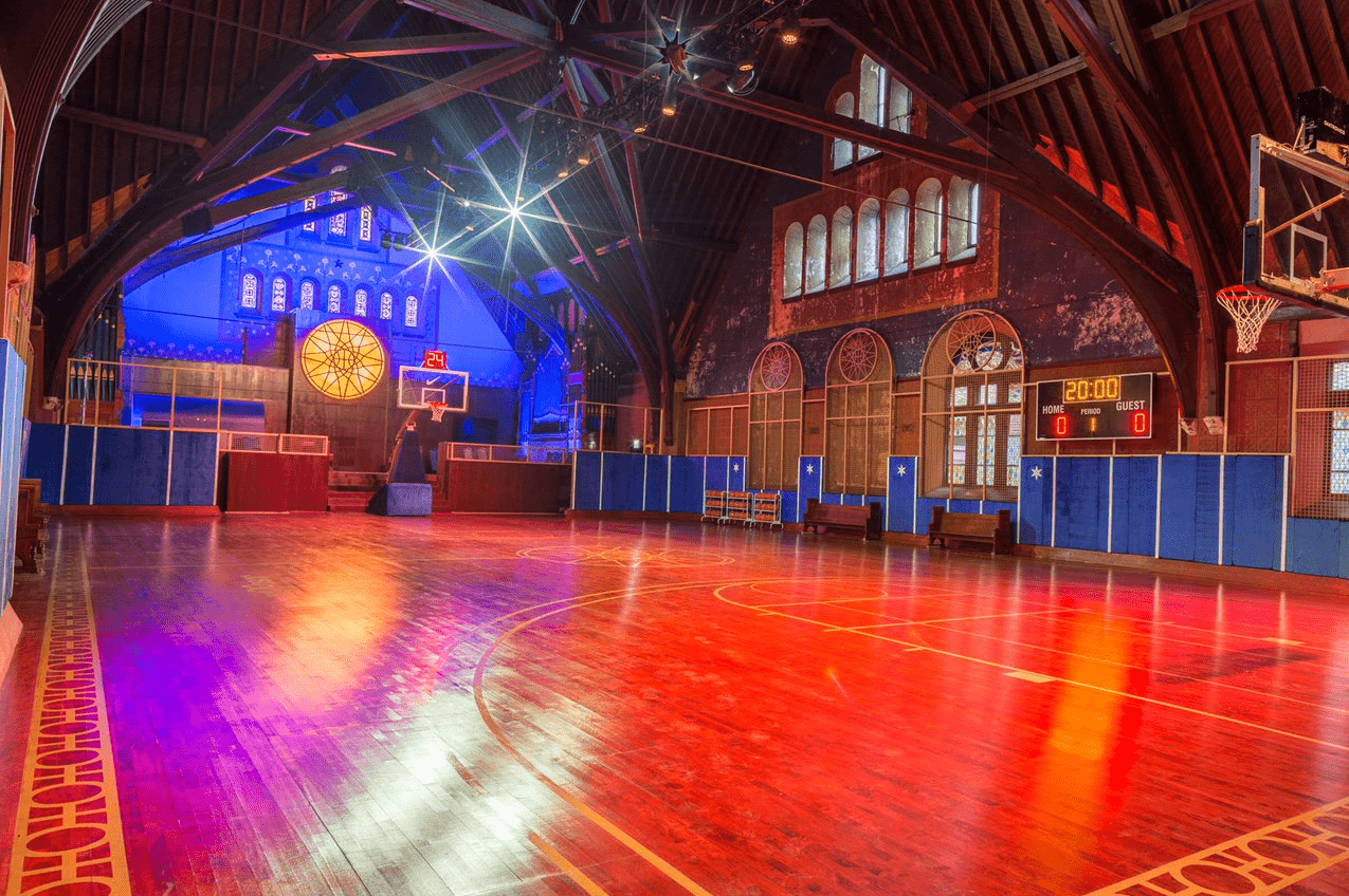 Nike transforme une église de Chicago en salle de basket