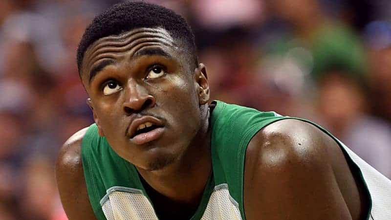 Jabari Bird est vraiment pris dans une sale histoire…