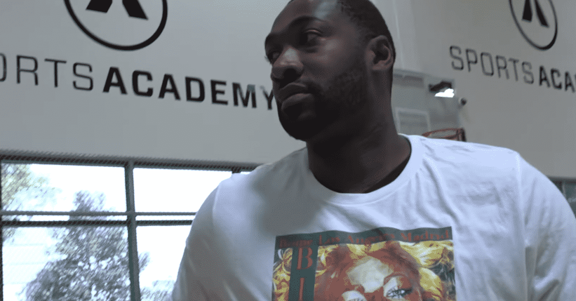 Gilbert Arenas claque un 95/100 à 3 pts après avoir défié Nick Young