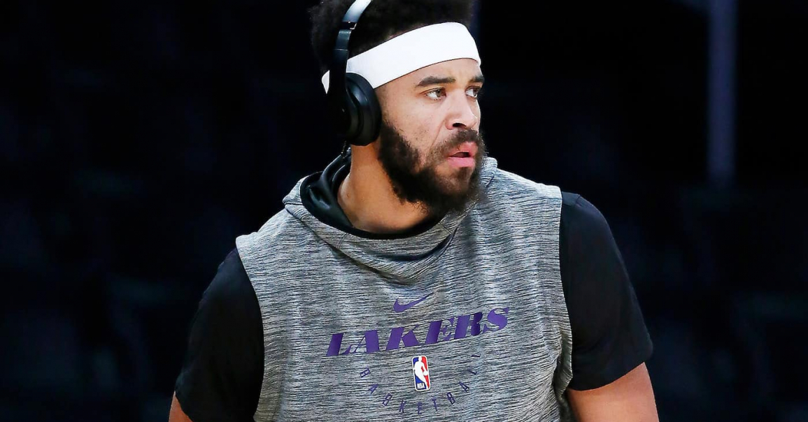 JaVale McGee rebondit aux Kings