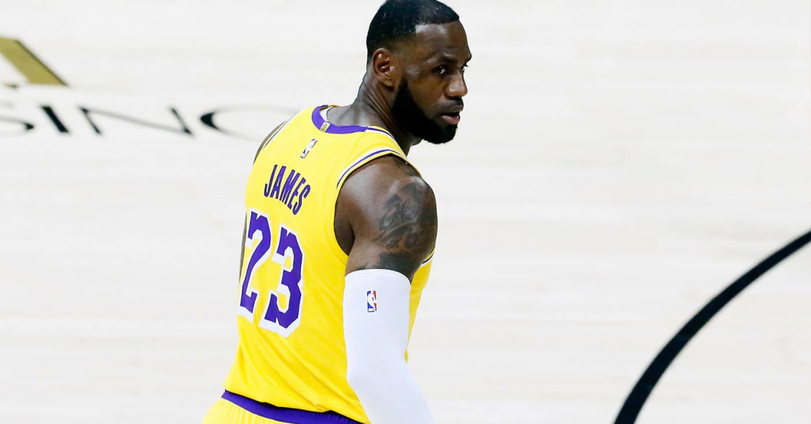 Le dunk de la victoire pour LeBron James