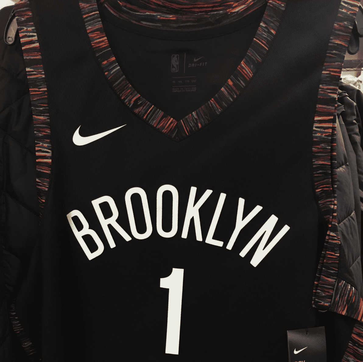 Les nouveaux maillots des Nets inspirés de Biggie